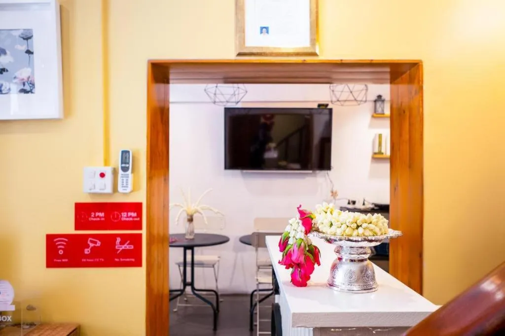 OYO 895 The Onion Hostel