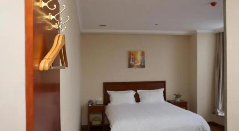 GreenTree Inn Hefei Huangshan Road Business Hotel