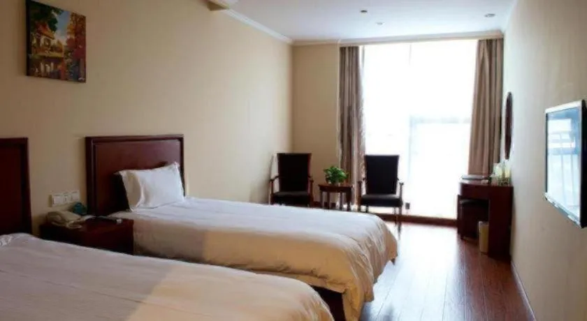 Bed in GreenTree Inn Hefei Huangshan Road Business Hotel