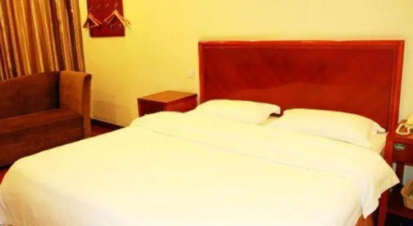 GreenTree Inn Hefei Huangshan Road Business Hotel