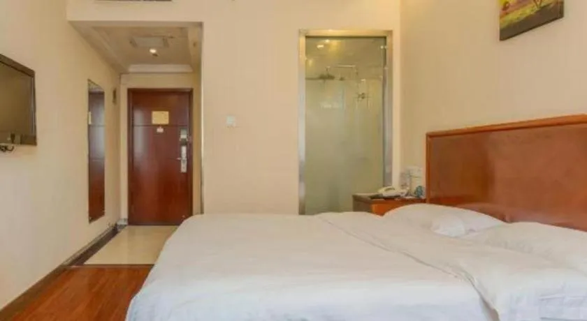 Bed in GreenTree Inn Hefei Huangshan Road Business Hotel