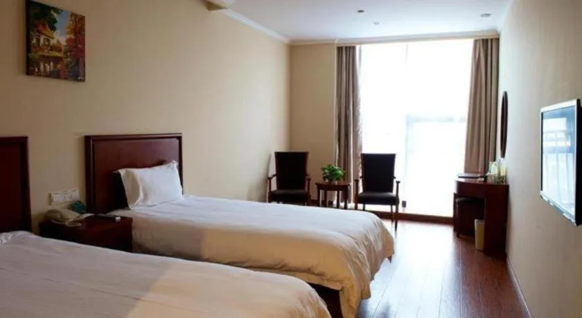 Bed in GreenTree Inn Hefei Huangshan Road Business Hotel