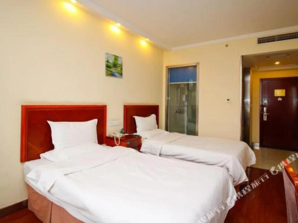 Bed in GreenTree Inn Hefei Huangshan Road Business Hotel