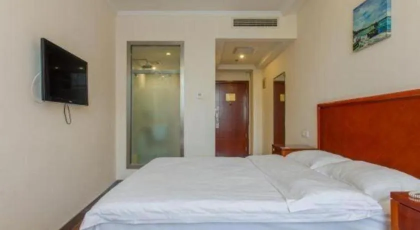 Bed in GreenTree Inn Hefei Huangshan Road Business Hotel