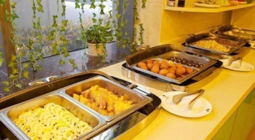 GreenTree Inn Hefei Huangshan Road Business Hotel