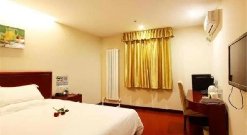 Bed in GreenTree Inn Lanzhou Gongjiawan Yangjiaqiao Express Hotel