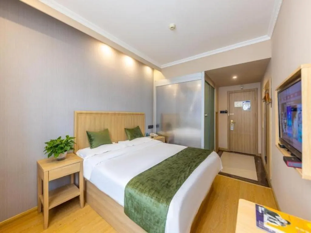 Bed in GreenTree Inn Lanzhou Gongjiawan Yangjiaqiao Express Hotel