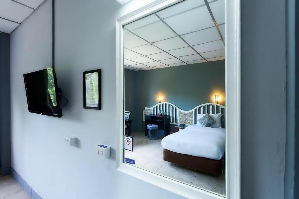 Bed in Nora Bukit Hotel