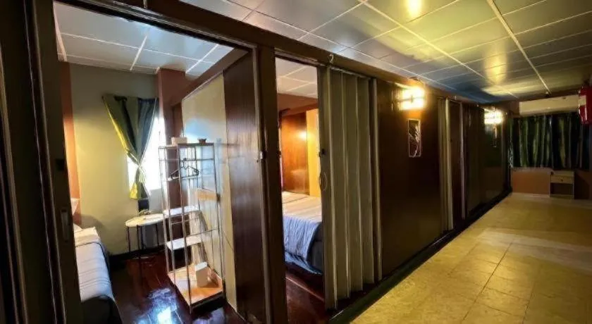 Bed in Nora Bukit Hotel