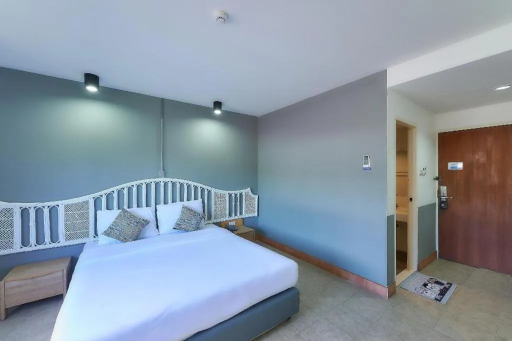 Bed in Nora Bukit Hotel