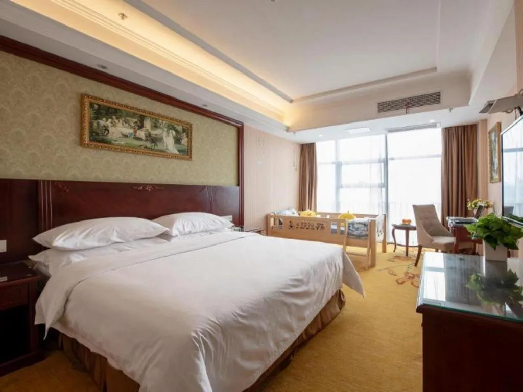 Bed in Vienna Hotel Jiangsu Danyang Railway Station