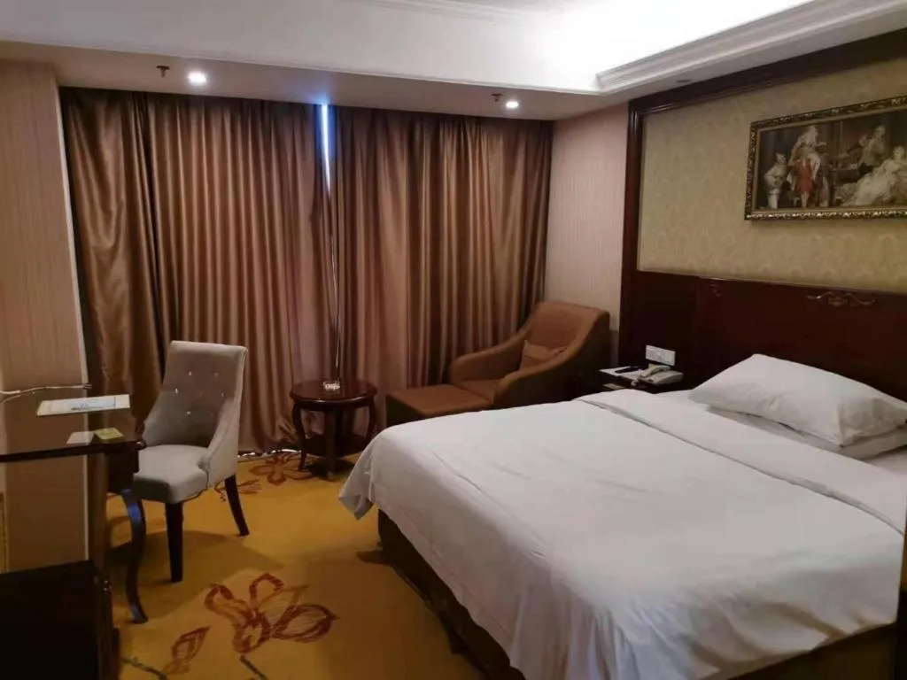Bed in Vienna Hotel Jiangsu Danyang Railway Station