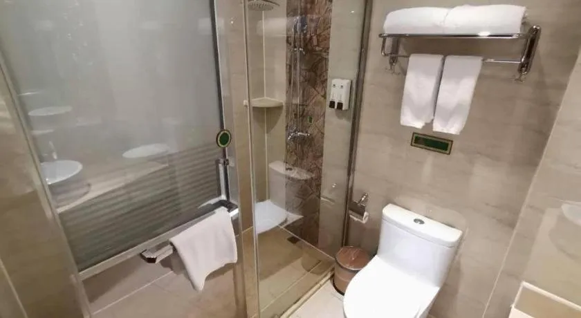 Vienna Hotel Jiangsu Danyang Railway Station