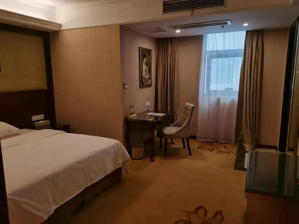 Bed in Vienna Hotel Jiangsu Danyang Railway Station