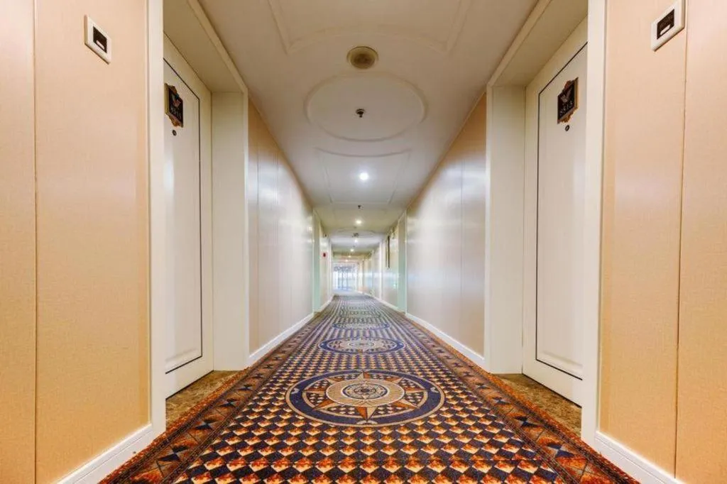 Vienna Hotel Yangzhou Outlets Plaza He Garden