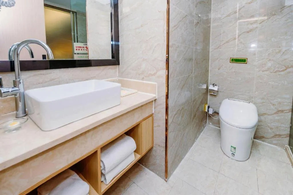 Vienna Hotel Yangzhou Outlets Plaza He Garden