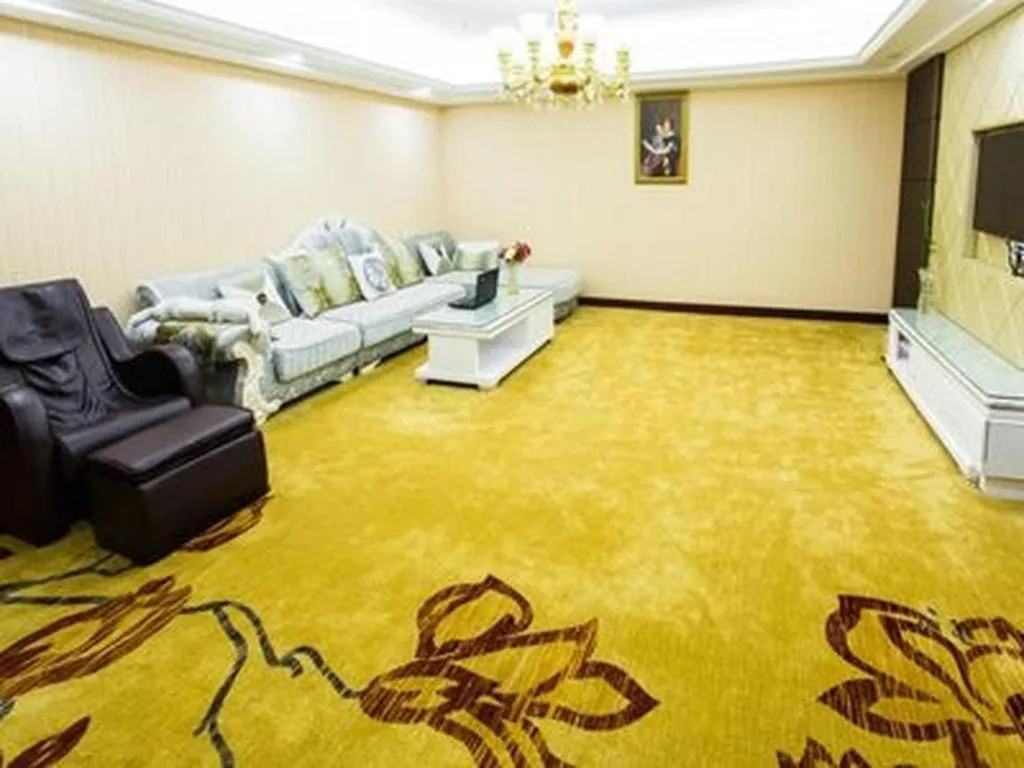 Vienna Hotel Yangzhou Outlets Plaza He Garden