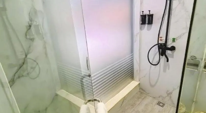 Vienna Hotel Yangzhou Outlets Plaza He Garden