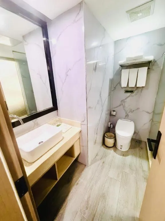 Vienna Hotel Yangzhou Outlets Plaza He Garden