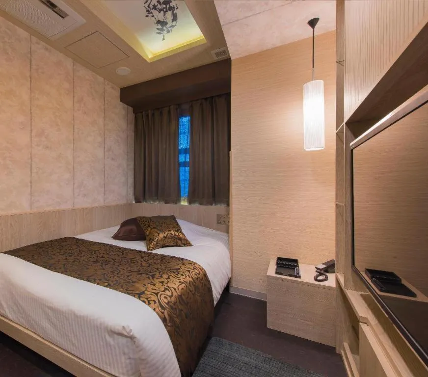 Bed in Hotel Ann Tsukiji