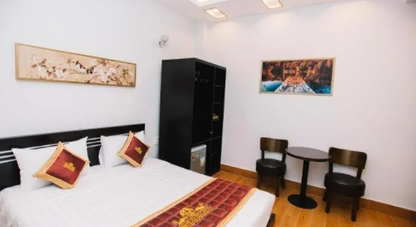 Bed in Thinh Gia Phat Hotel Hoang Hoa Tham