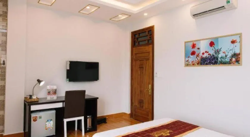 Bed in Thinh Gia Phat Hotel Hoang Hoa Tham