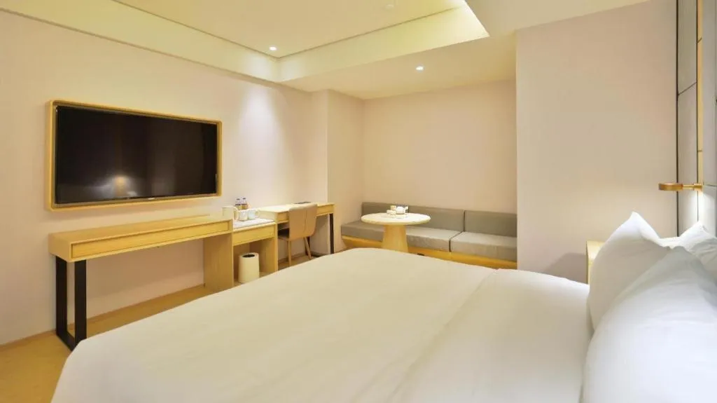 JI Hotel Shanghai Hongqiao Aegean Sea