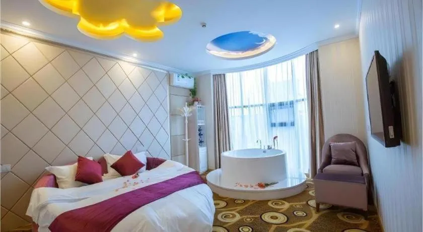 Bed in GreenTree Inn Wuxi Donggang Town Donghutang Shell Hotel