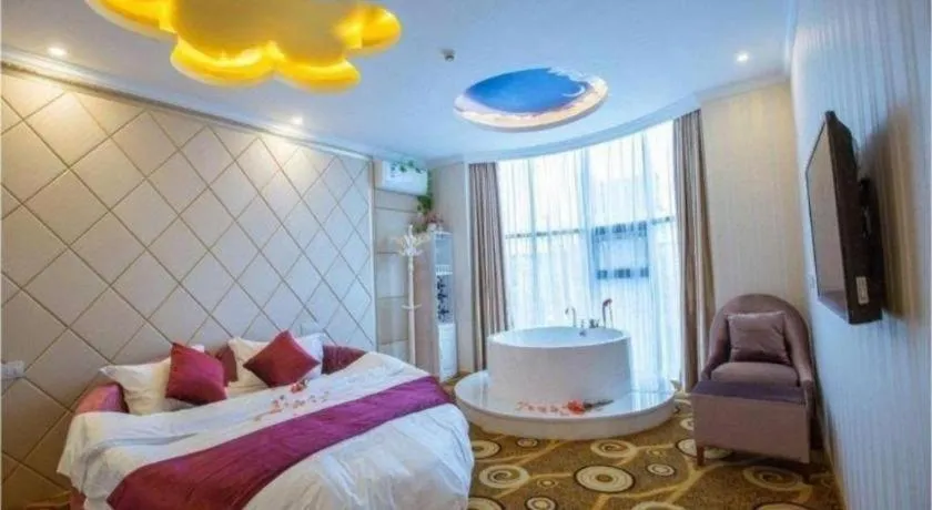 Bed in GreenTree Inn Wuxi Donggang Town Donghutang Shell Hotel