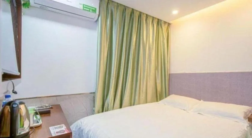 Bed in Vatica Shanghai Pudong Dishui Lake Branch