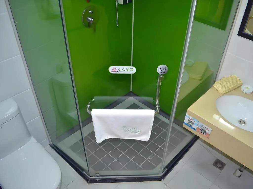 Vatica Shanghai Pudong Dishui Lake Branch