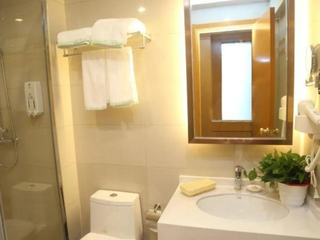 GreenTree Inn Nanjing Jiangning District Dongqi Road Vehicle 4S Park Branch