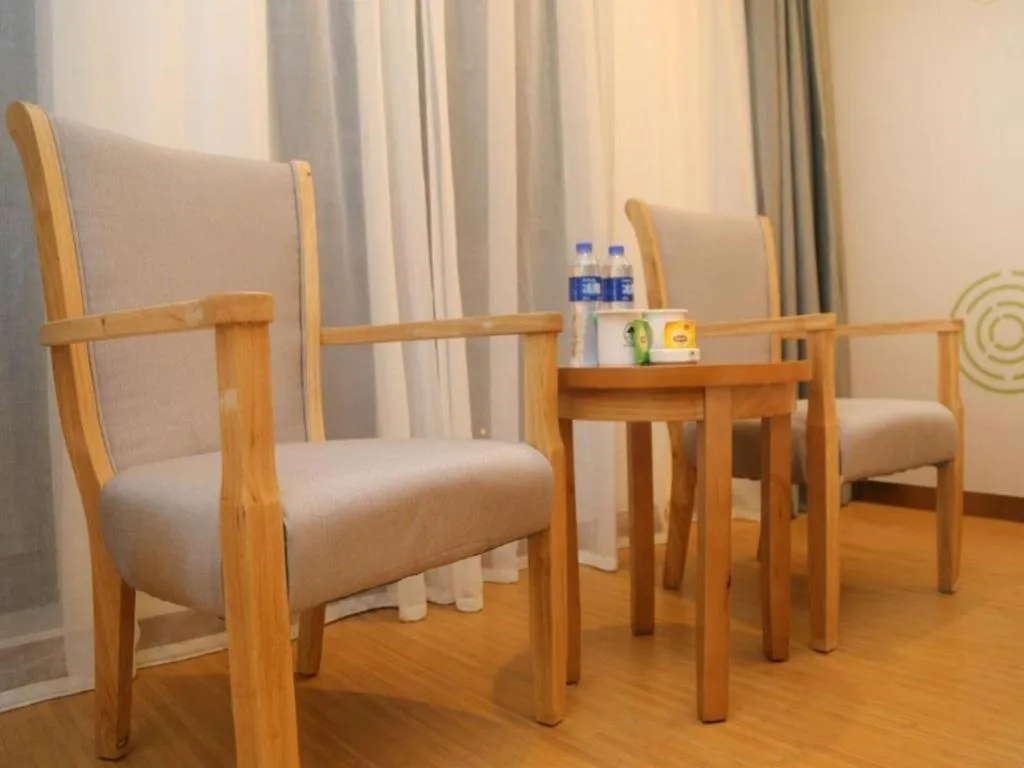 GreenTree Inn Nanjing Jiangning District Dongqi Road Vehicle 4S Park Branch