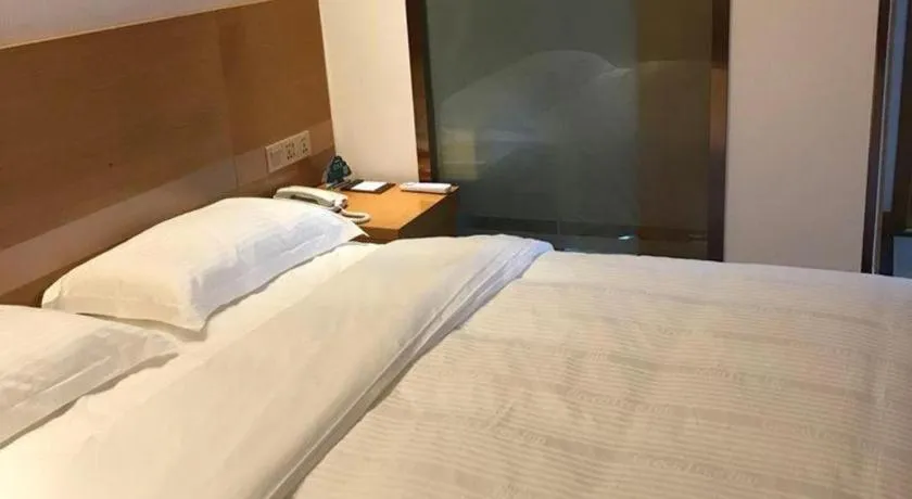 Bed in GreenTree Inn Nanjing Jiangning District Dongqi Road Vehicle 4S Park Branch