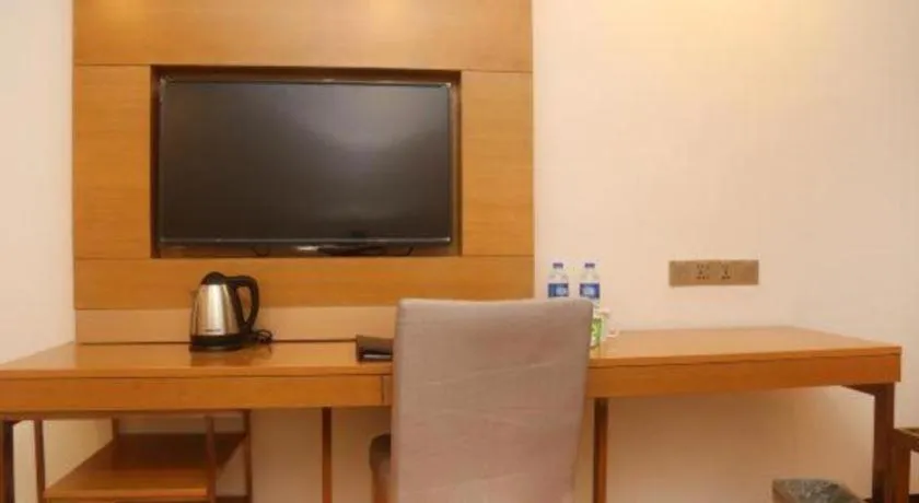 GreenTree Inn Nanjing Jiangning District Dongqi Road Vehicle 4S Park Branch