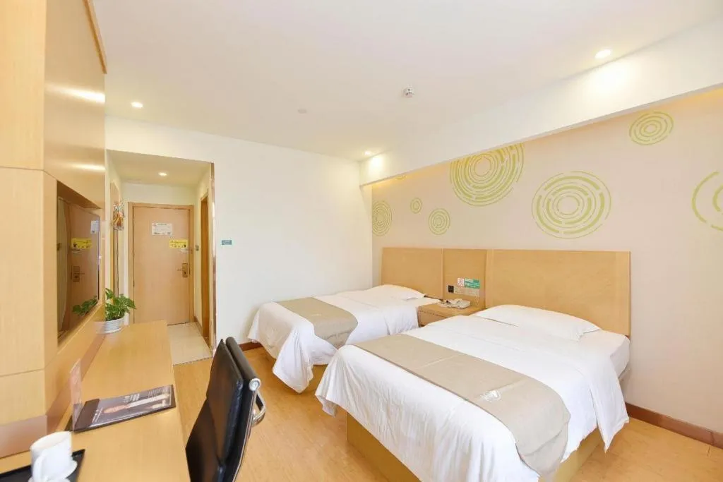 Bed in GreenTree Inn Huainan Shou County Zijin Road Express Hotel