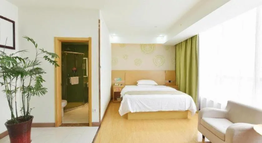 Bed in GreenTree Inn Huainan Shou County Zijin Road Express Hotel
