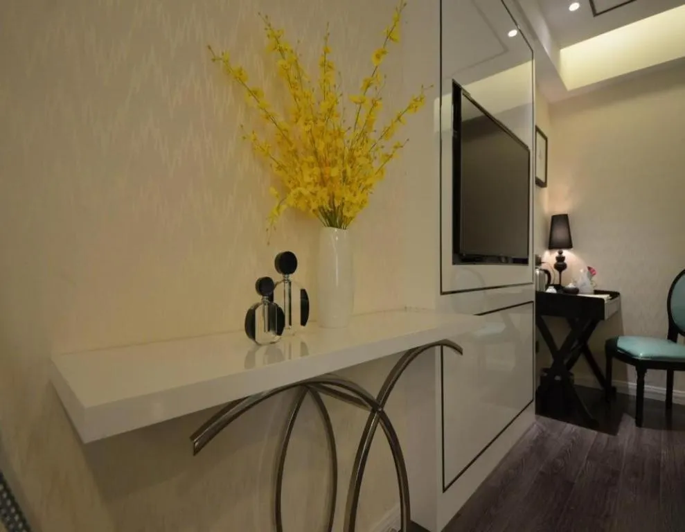 Xana Lite Beijing Shunyi Metro Station