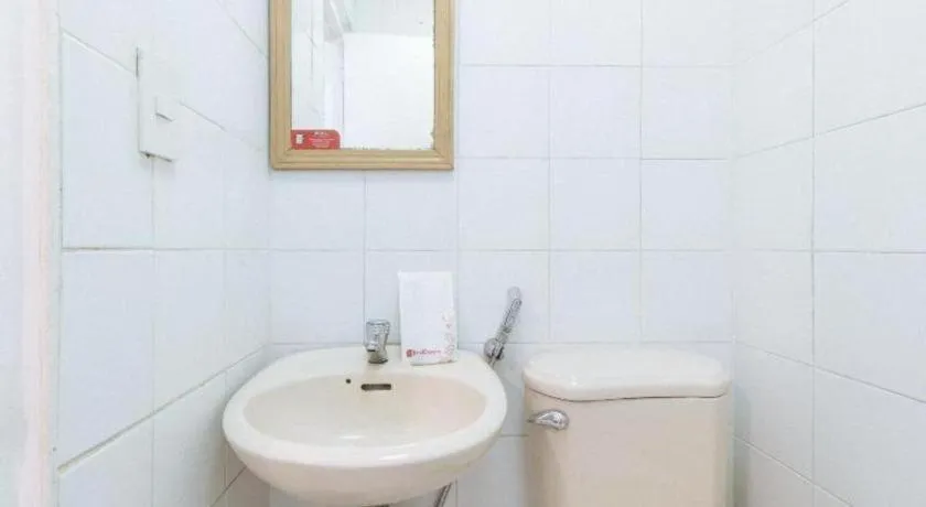 Greenbelt Makati - Vaccinated Staff