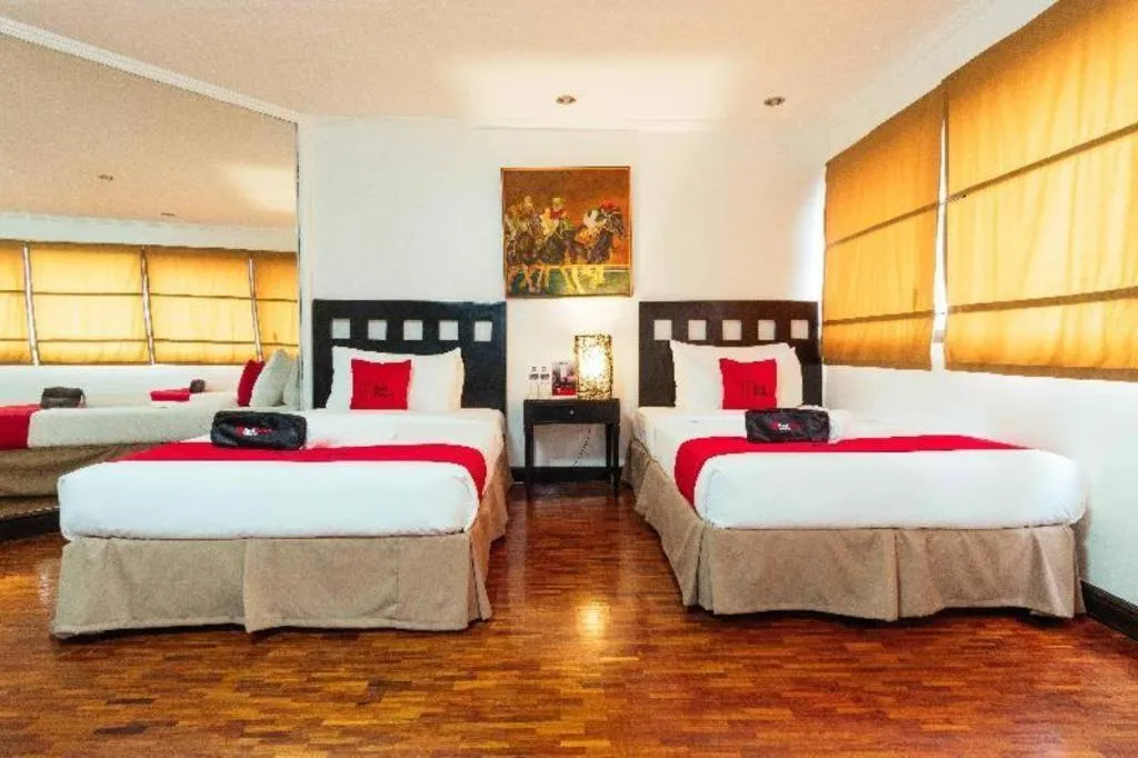 Bed in Greenbelt Makati - Vaccinated Staff