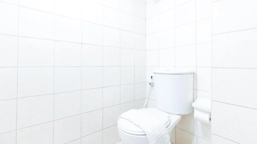 Greenbelt Makati - Vaccinated Staff