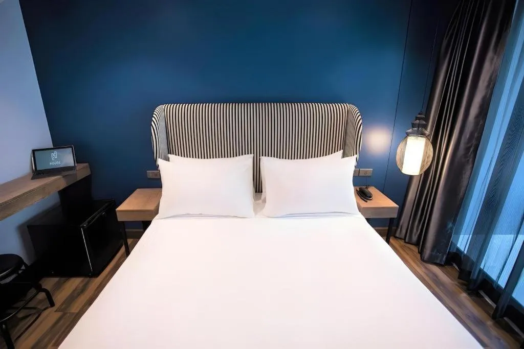 Bed in The House Pratunam