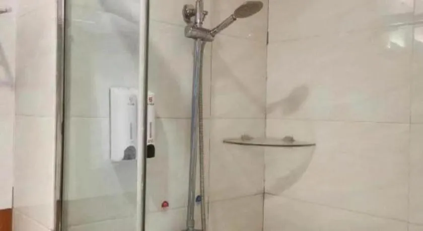 7 Days Premium·Guanyun Nanjing West Road Hesheng Plaza