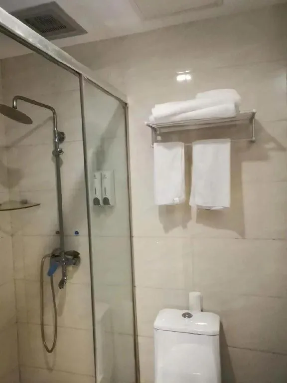 7 Days Premium·Guanyun Nanjing West Road Hesheng Plaza