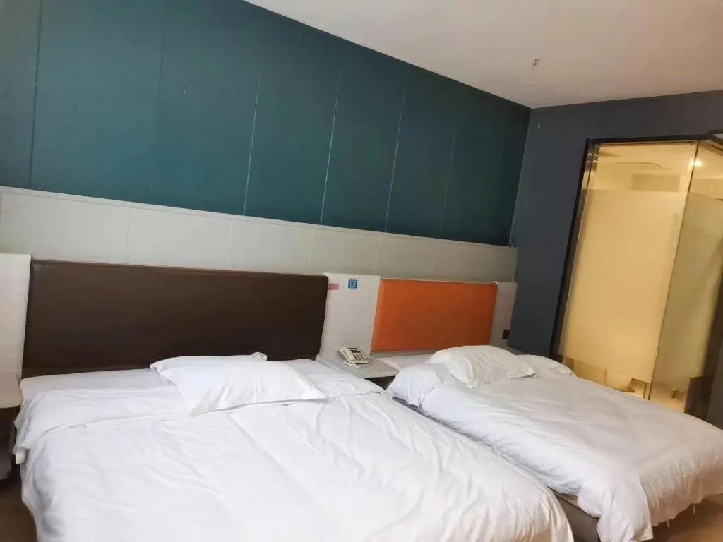 Bed in 7 Days Premium·Guanyun Nanjing West Road Hesheng Plaza
