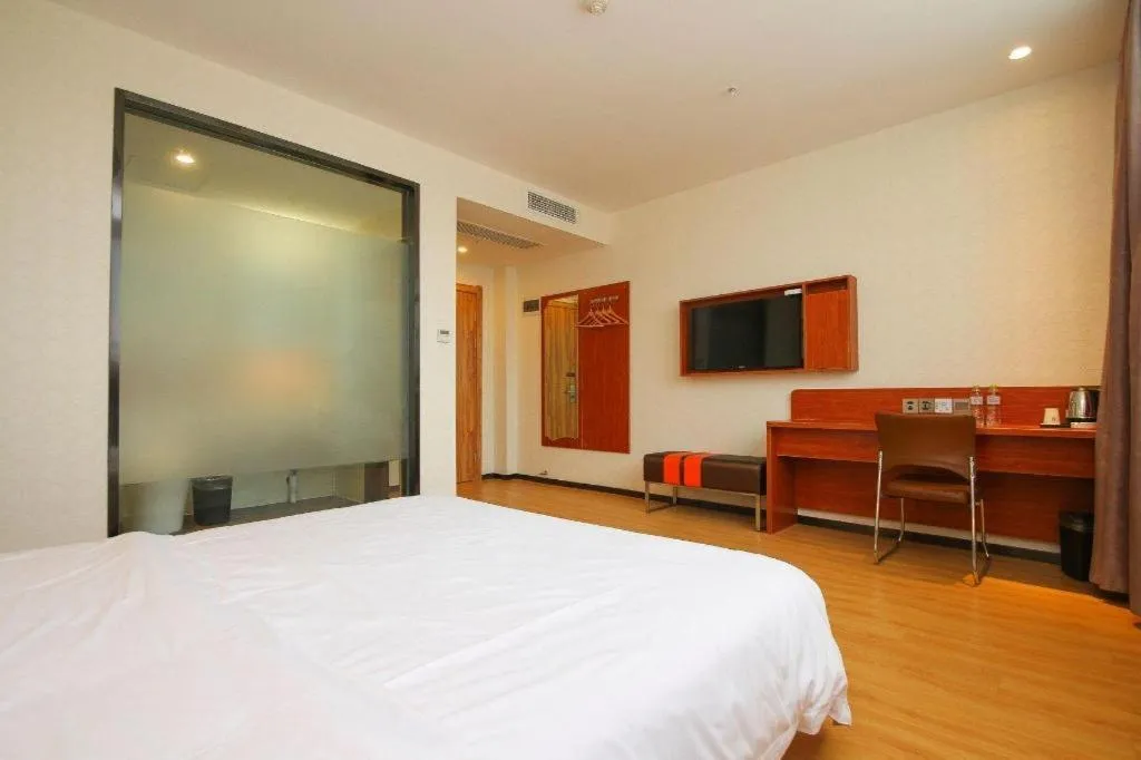 Bed in 7 Days Premium·Guanyun Nanjing West Road Hesheng Plaza