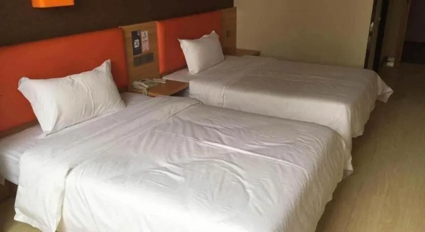 Bed in 7 Days Premium·Guanyun Nanjing West Road Hesheng Plaza