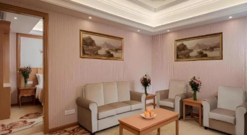 Vienna International Hotel Guangzhou Jichang Road Huangshi