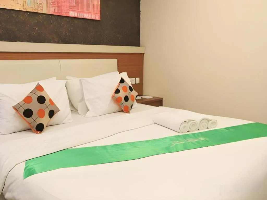 Bed in Tab Hotel Surabaya