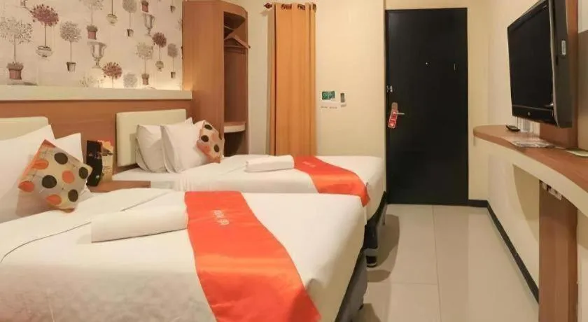 Bed in Tab Hotel Surabaya